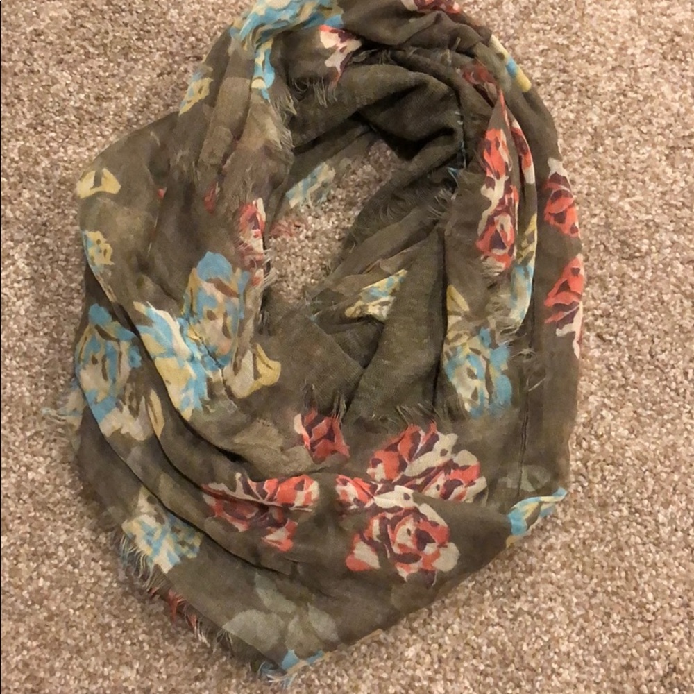 Infinity scarf.